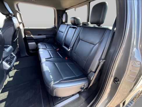 Used 2023 Ford F250 Lariat w/ Lariat Ultimate Package AWD/4WD image 19