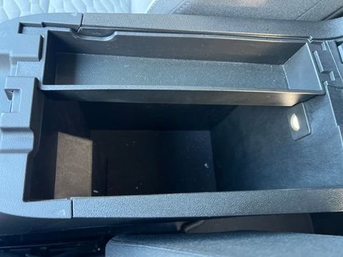 Used 2021 Chevrolet Equinox LT image 17