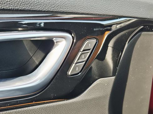 Used 2024 Jeep Compass Limited w/ Elite Group image 34