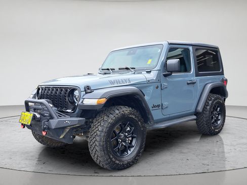 Used 2024 Jeep Wrangler Sport AWD/4WD image 7