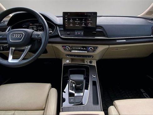 Used 2024 Audi Q5 2.0T Premium Plus image 12