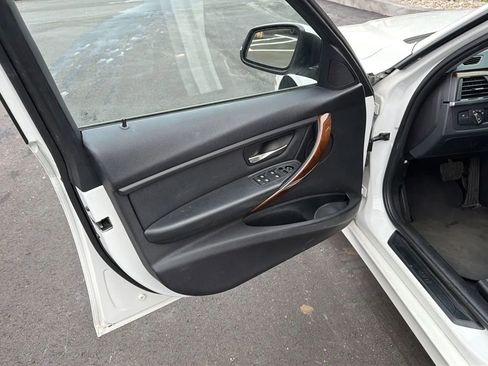 Used 2014 BMW 328i xDrive Sedan image 12