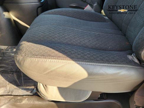 Used 2024 GMC Savana 2500 w/ Driver Convenience Package image 22