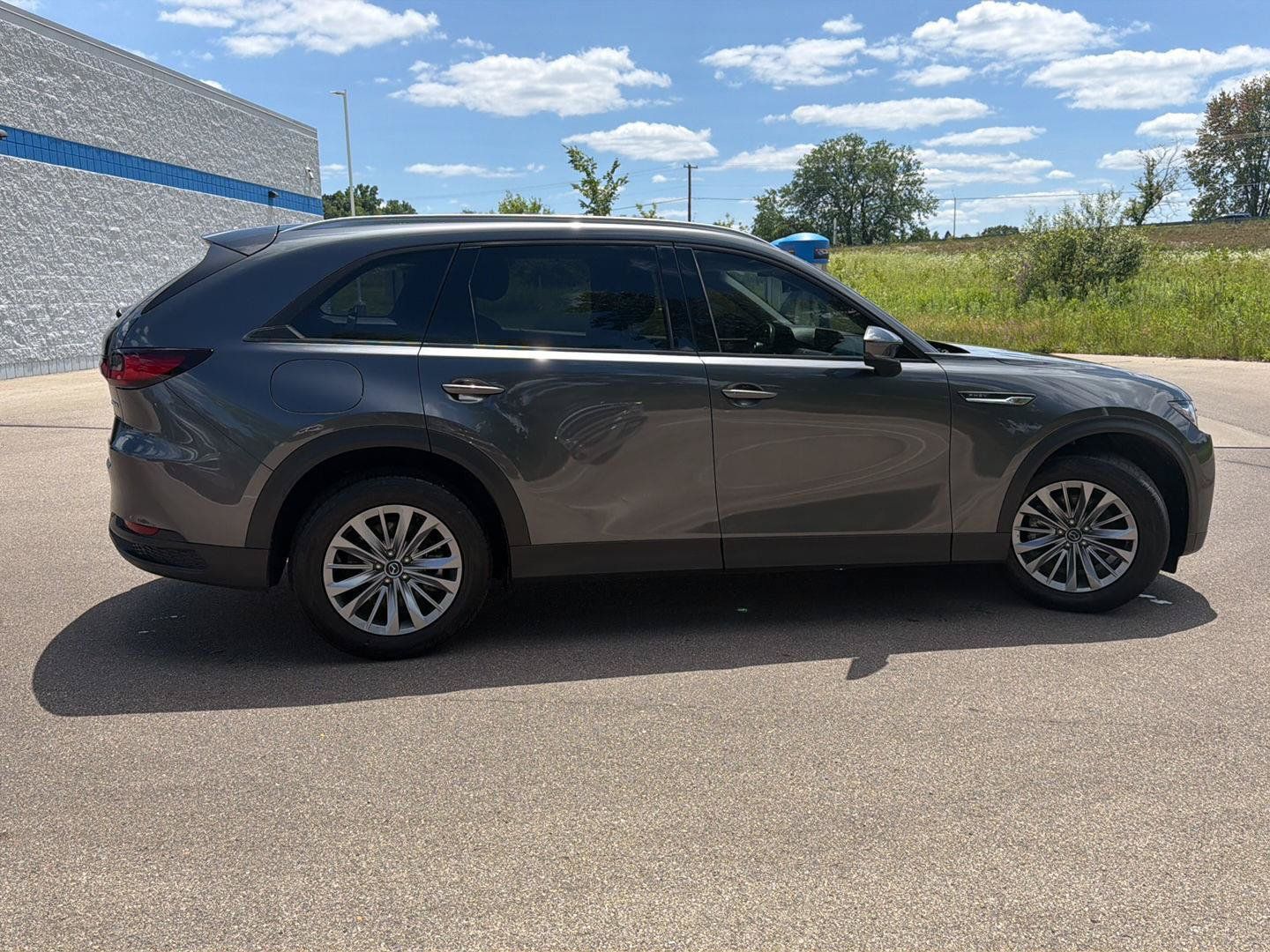 Used 2024 MAZDA CX-90 Plug-In Hybrid w/ Preferred AWD/4WD image 9