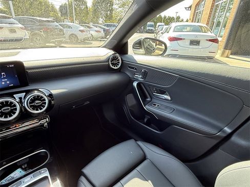 Certified 2025 Mercedes-Benz CLA 250 4MATIC image 15