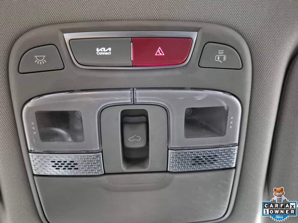 Used 2025 Kia Telluride S AWD/4WD image 24
