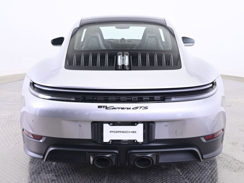 Certified 2025 Porsche 911 Carrera GTS image 6