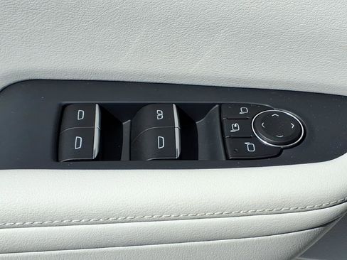 Used 2026 Buick Enclave Avenir w/ Super Cruise Package AWD/4WD image 25