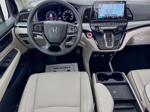 Used 2026 Honda Odyssey Touring image 31
