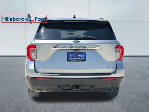 Used 2024 Ford Explorer XLT w/ Class IV Trailer Tow Package AWD/4WD image 7