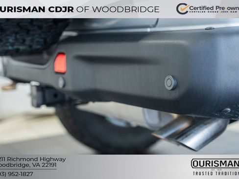 Used 2024 Jeep Wrangler Unlimited Rubicon 392 AWD/4WD image 9