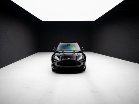 Used 2021 Aston Martin DBX image 84