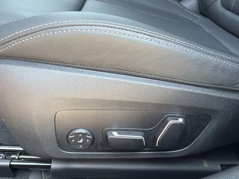 Used 2025 BMW M440i RWD image 20