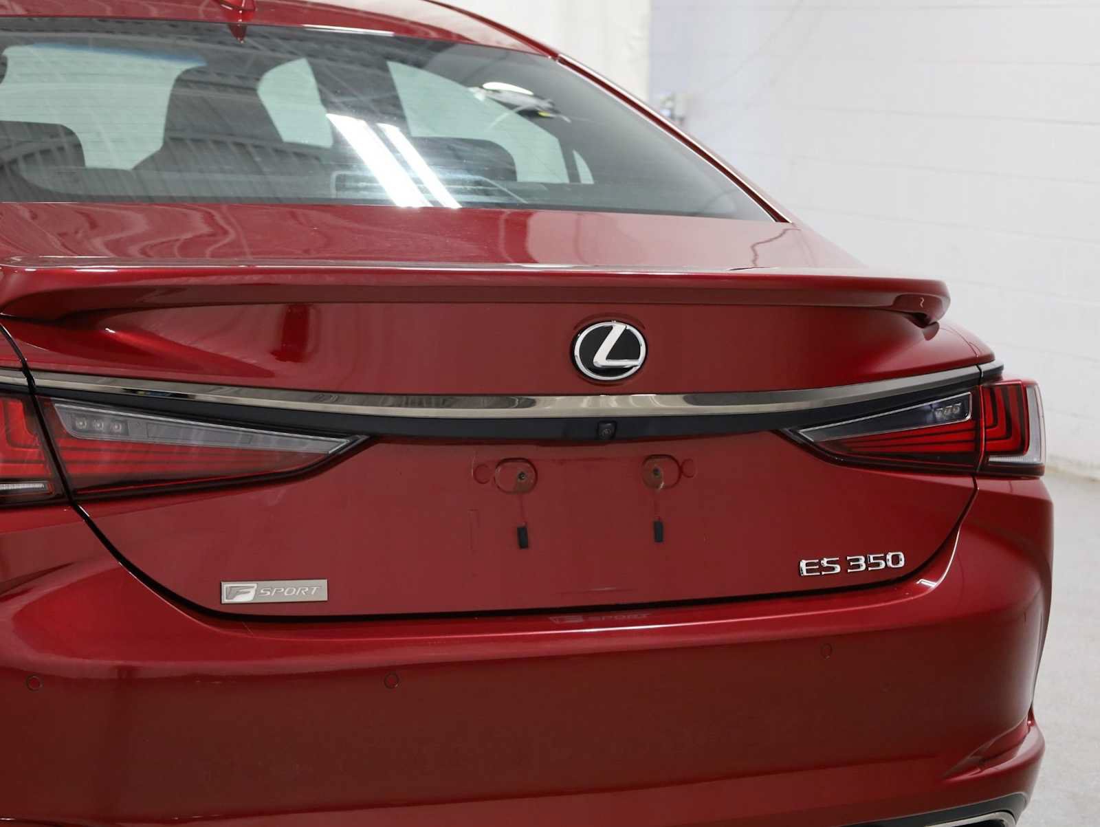 Used 2020 Lexus ES 350 F Sport w/ Accessory Package 2 FWD image 6