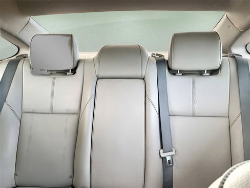 Used 2017 Toyota Avalon XLE Premium image 37