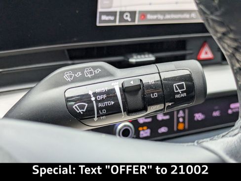 Used 2023 Kia Sportage EX image 30