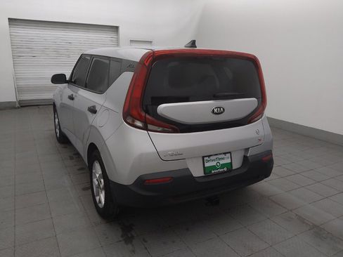 Used 2020 Kia Soul S FWD image 5