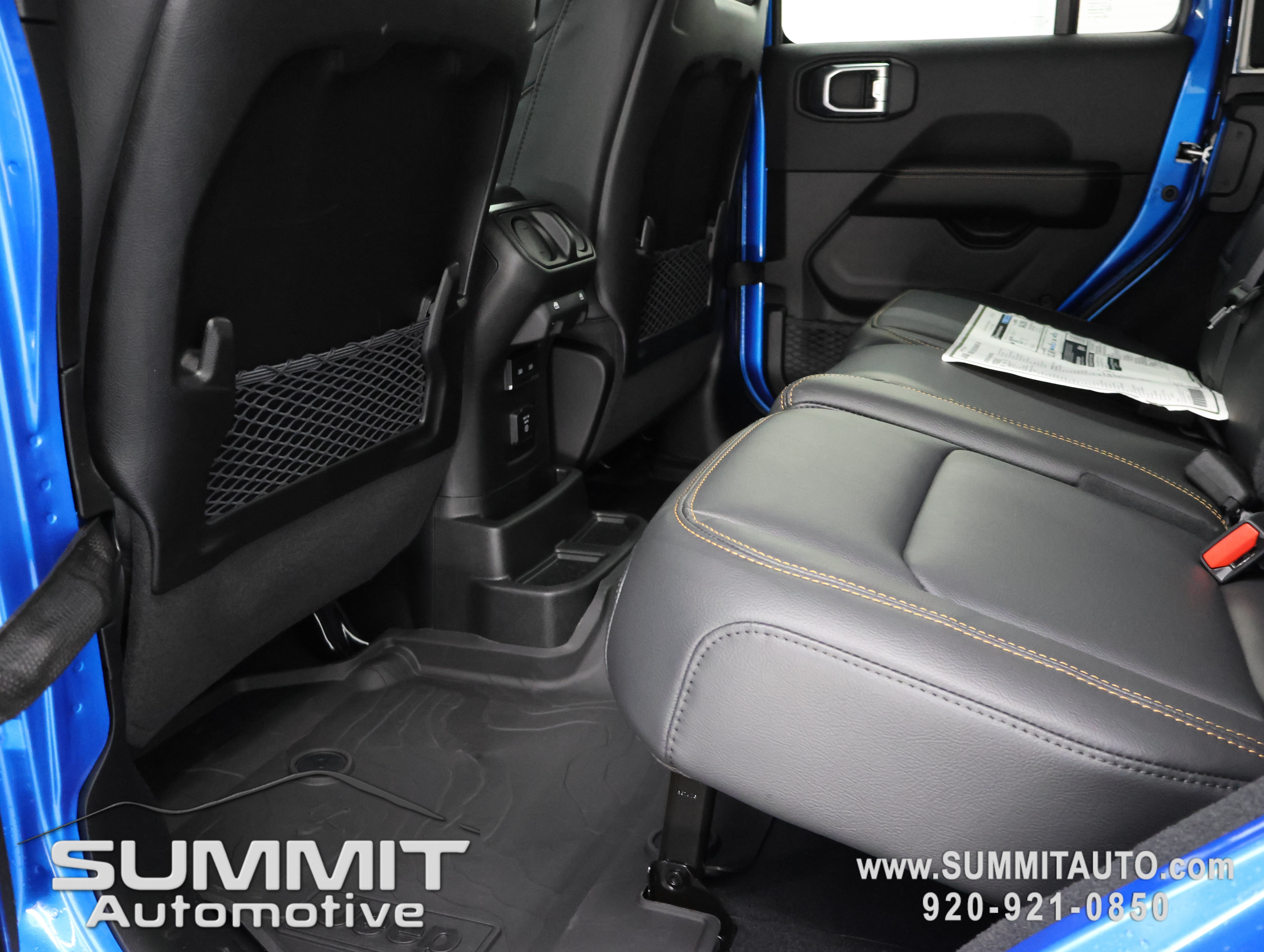 New 2027 Jeep Wrangler Unlimited Sahara AWD/4WD image 33