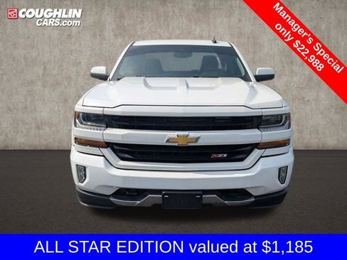 Used 2018 Chevrolet Silverado 1500 LT w/ All Star Edition AWD/4WD image 2
