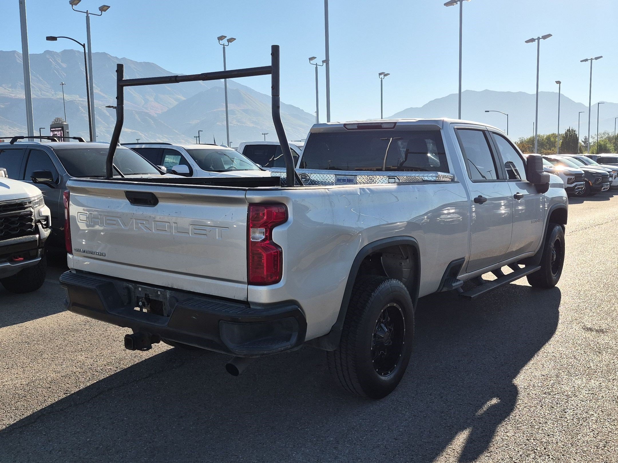 Used 2020 Chevrolet Silverado 3500 W/T w/ Z71 Off-Road Package AWD/4WD image 3