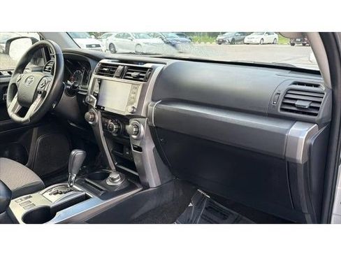 Certified 2024 Toyota 4Runner SR5 AWD/4WD image 41