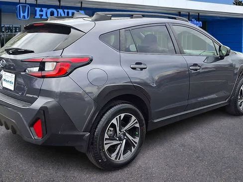 Used 2024 Subaru Crosstrek 2.0i Premium image 8