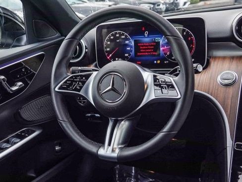 Used 2024 Mercedes-Benz C 300 Sedan image 15