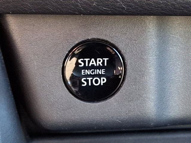 Used 2024 Nissan Rogue S FWD image 26