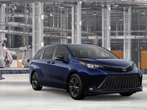 New 2026 Toyota Sienna XSE image 15