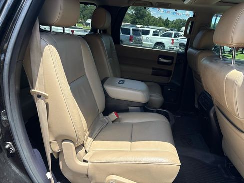 Used 2016 Toyota Sequoia Platinum RWD image 20