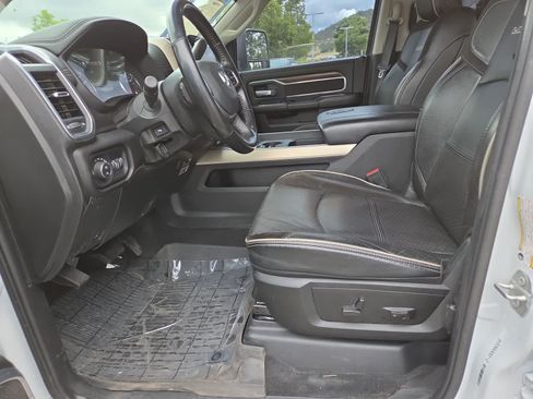 Used 2023 RAM 2500 Laramie AWD/4WD image 19