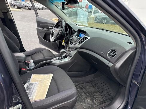 Used 2014 Chevrolet Cruze LT image 15