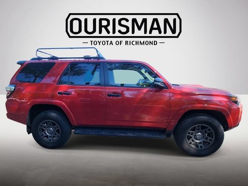 Used 2020 Toyota 4Runner Venture w/ Moonroof Package AWD/4WD image 7