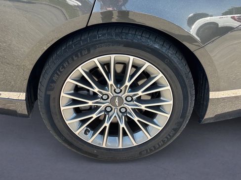 Used 2023 Genesis G80 2.5T image 5