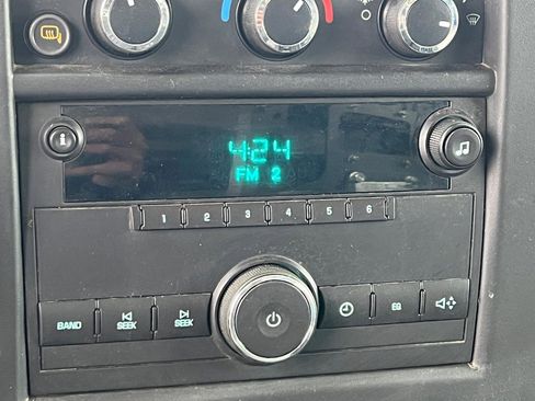 Used 2014 Chevrolet Express 3500 3500 Cargo w/ Express Access Plus Package image 21