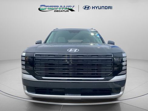 New 2026 Hyundai Palisade Calligraphy FWD image 2