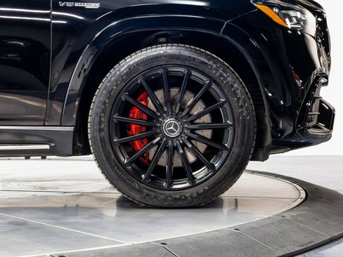 Used 2024 Mercedes-Benz GLS 63 AMG 4MATIC image 20