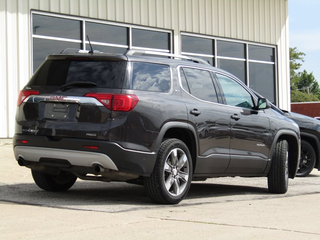 Used 2018 GMC Acadia SLT AWD/4WD image 3