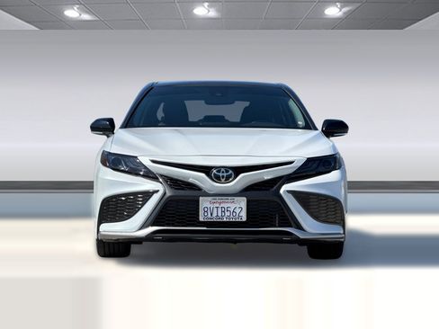 Certified 2021 Toyota Camry XSE FWD image 6