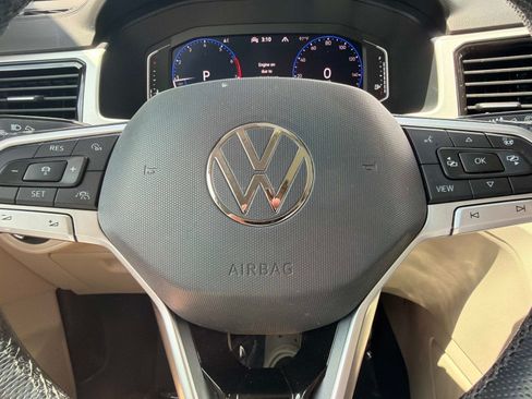 Used 2021 Volkswagen Atlas SEL Premium AWD/4WD image 29