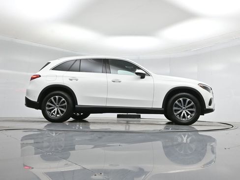 Used 2024 Mercedes-Benz GLC 300 image 47