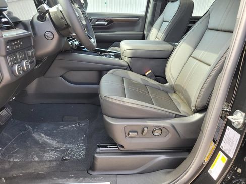 New 2026 Chevrolet Tahoe High Country AWD/4WD image 11