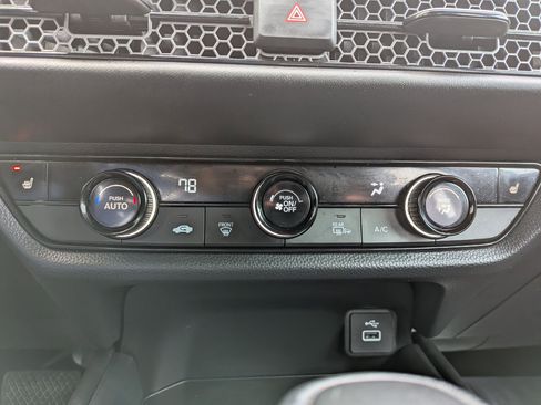 Used 2024 Honda HR-V Sport image 22