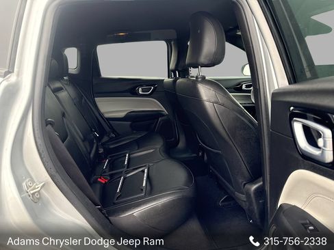 Used 2025 Jeep Compass Limited AWD/4WD image 11