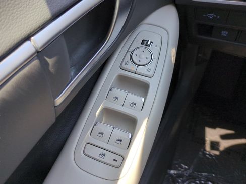Certified 2025 Hyundai Sonata SEL FWD image 18