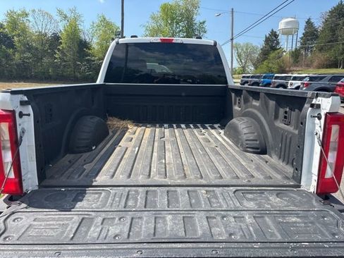 Used 2024 Ford F250 XLT w/ FX4 Off-Road Package AWD/4WD image 9