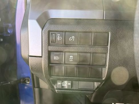 Used 2024 Toyota Tacoma TRD Sport RWD image 8