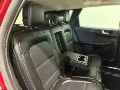 Used 2020 Ford Escape SEL image 29