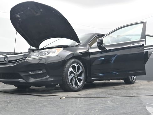 Used 2016 Honda Accord EX-L image 40