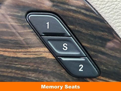Used 2021 Chrysler Pacifica Limited w/ Premium & Safety Sphere Group AWD/4WD image 23